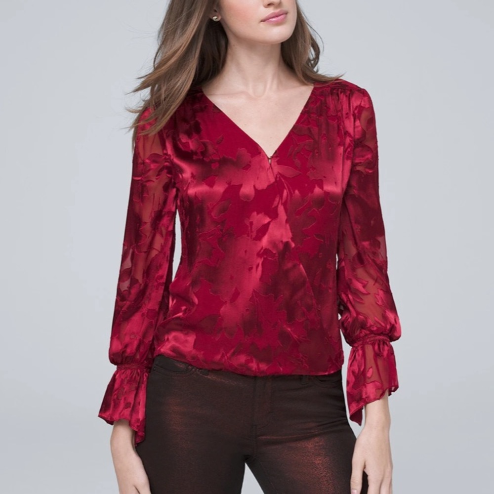 💋 NWT White House Black Market Floral Burnout Blouse 💫